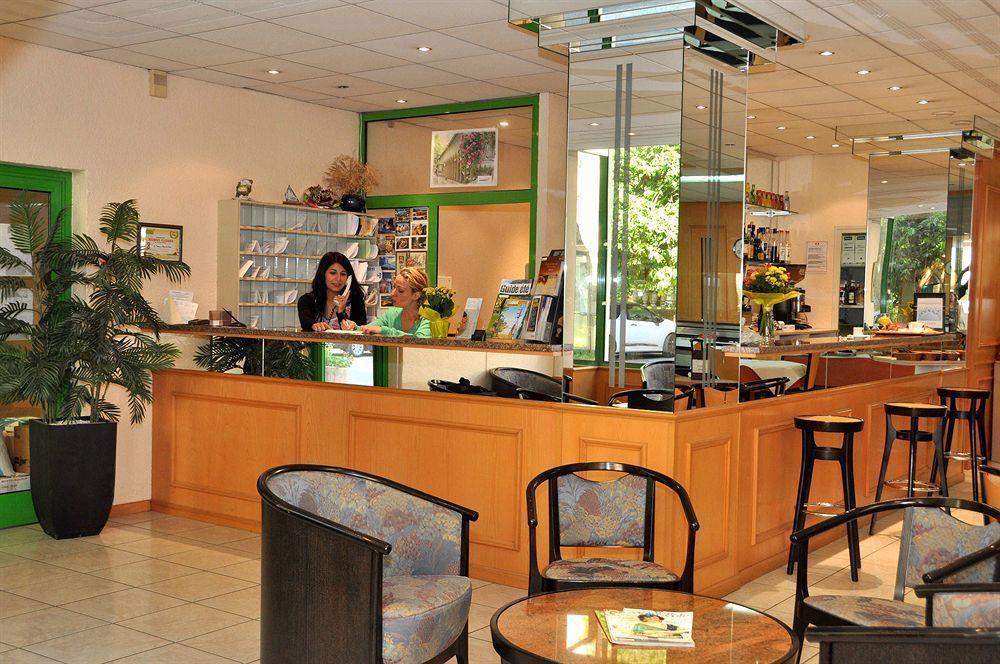 Residence Thermale Du Parc Ornolac-Ussat-les-Bains Екстериор снимка